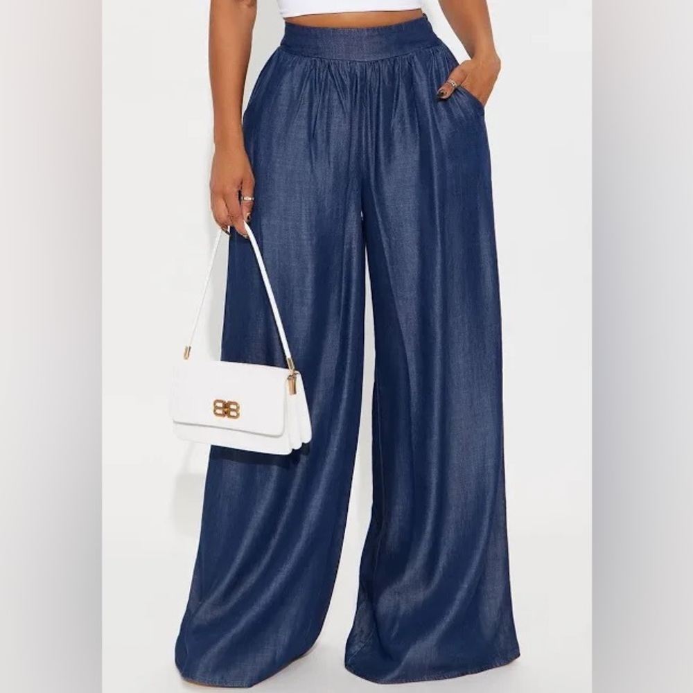 Fashion Nova Navy Wide-Leg Pants